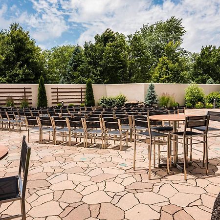 Courtyard By Marriott Lafayette Hotel Exterior foto