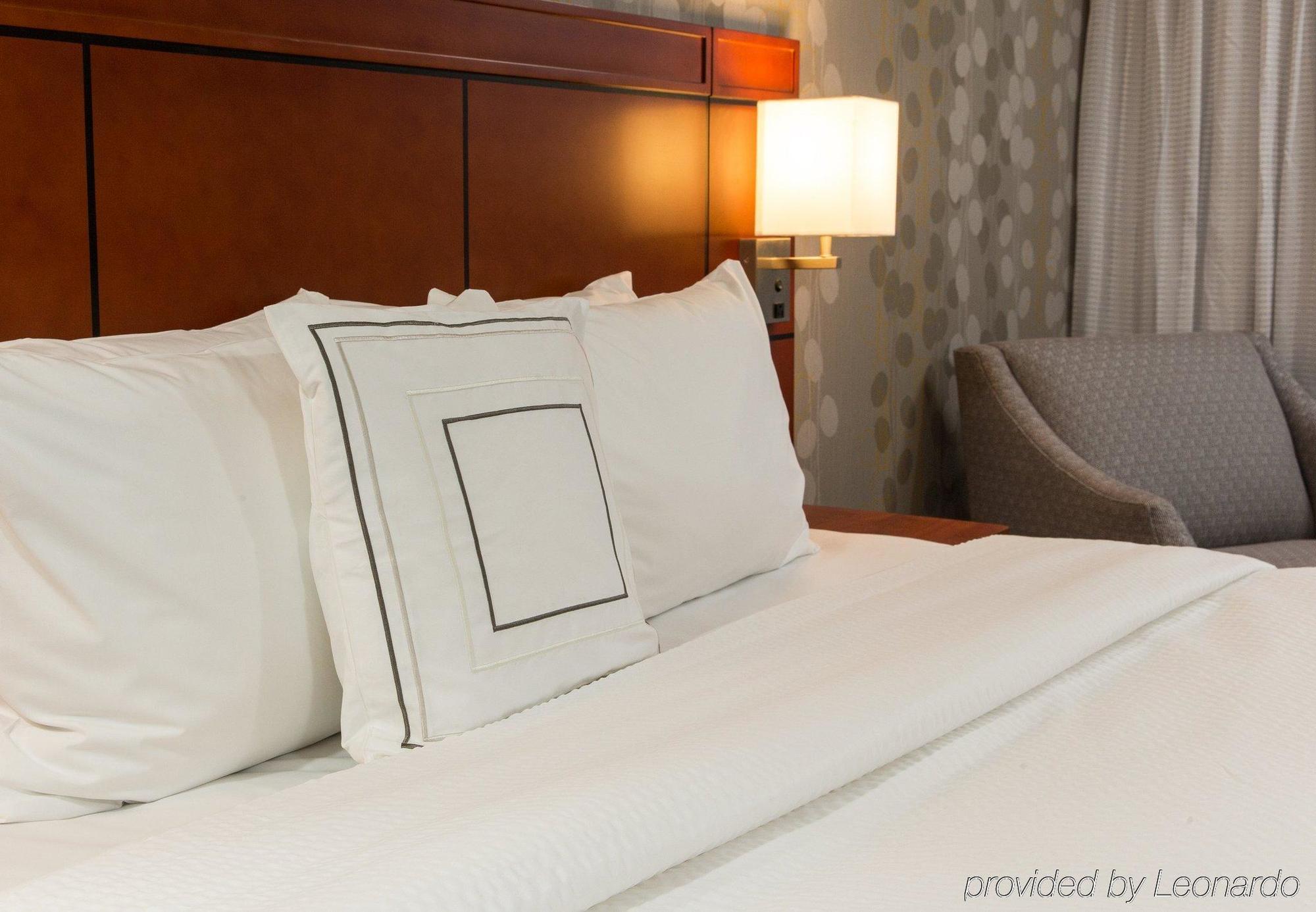 Courtyard By Marriott Lafayette Hotel Exterior foto